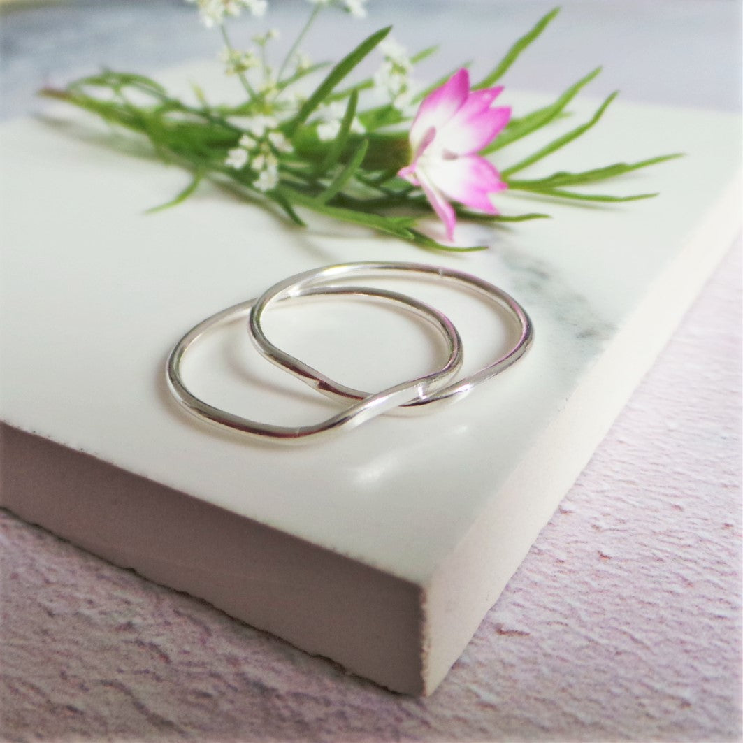 Flower top puzzle ring