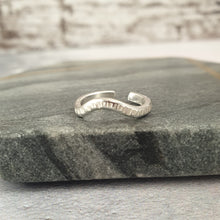 Silver Wave Hammered Toe Ring